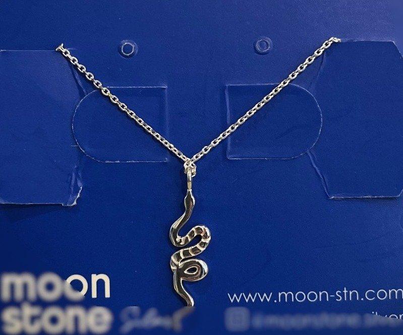 گردنبند نقره Moon Stone SN348