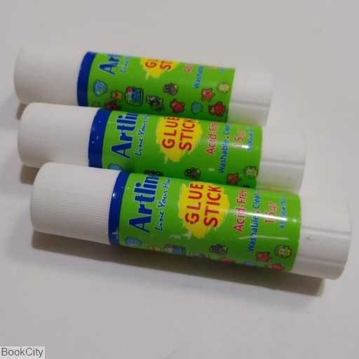 چسب ماتیکی طرح کودک Artline 830 15gr - 0