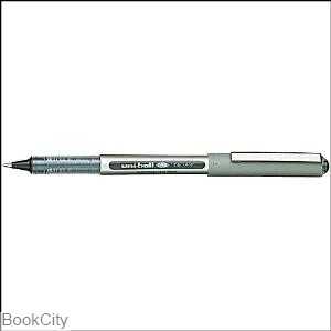 روان‌نویس مشکی Uni-Ball UB-157 Eye با نوشتاری پررنگ و یکنواخت، ایده‌آل برای امضا، نگارش دقیق و استفاده‌ی روزمره.