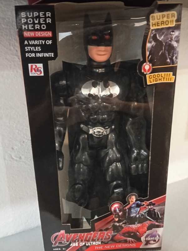 شخصیت‌های قهرمانان بزرگ چراغ‌دار (بتمن) Batman 8853
