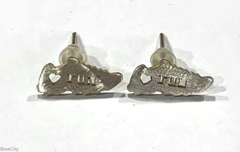 گوشواره کتونی پونه