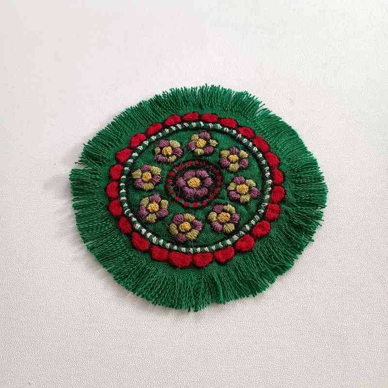 زیرلیوانی پته‌دوزی گرد