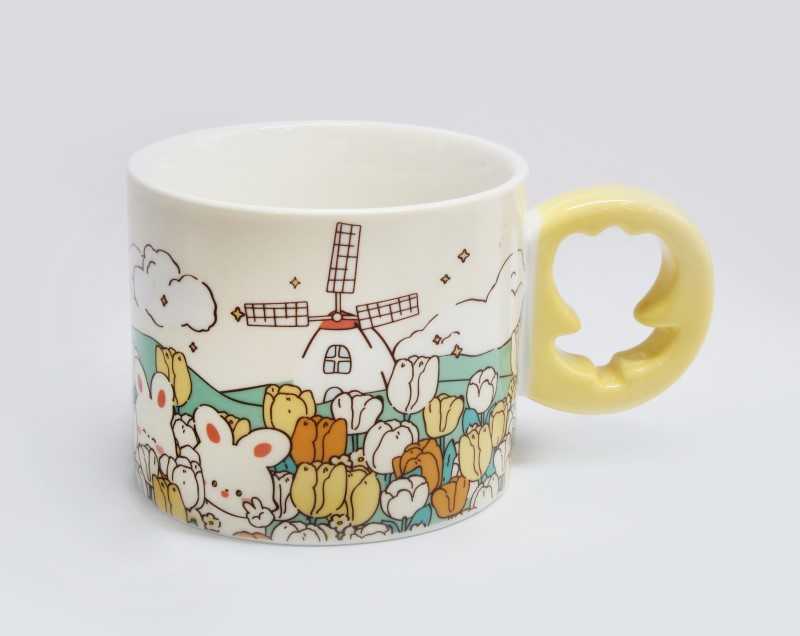 ماگ طرح خرگوش و گل زرد 001975