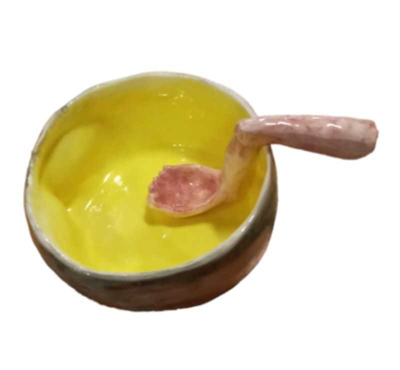 قاشق طرح پا نقطه پررنگ