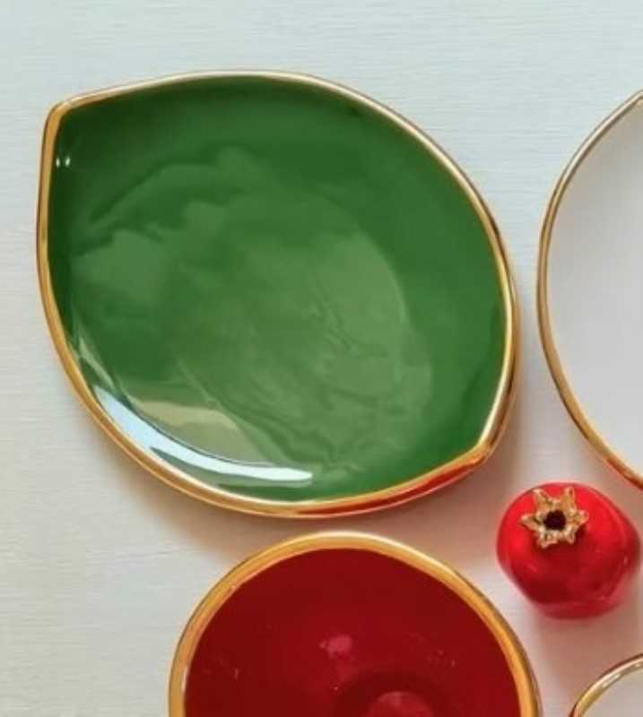 بشقاب طرح برگ گلک