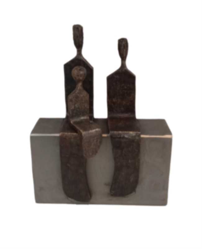 مجسمه خانواده 3 نفره بهزاد