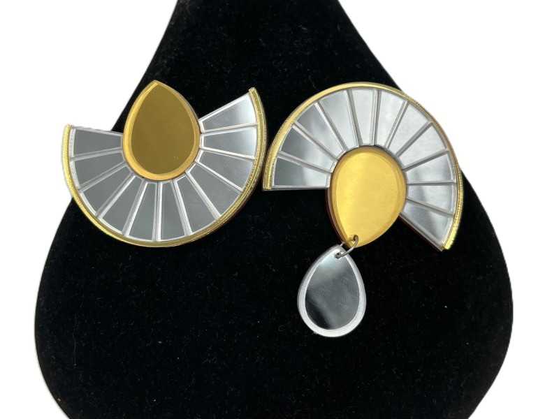 گوشواره اشک مینا