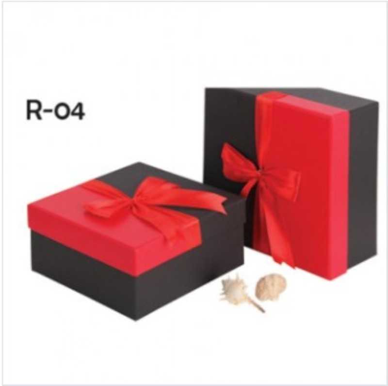 جعبه کادو مربع گل 2 - 1 سون کارت - 0