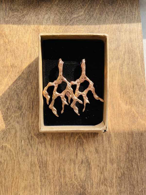 گوشواره ریشه برنجی yeh Gallery