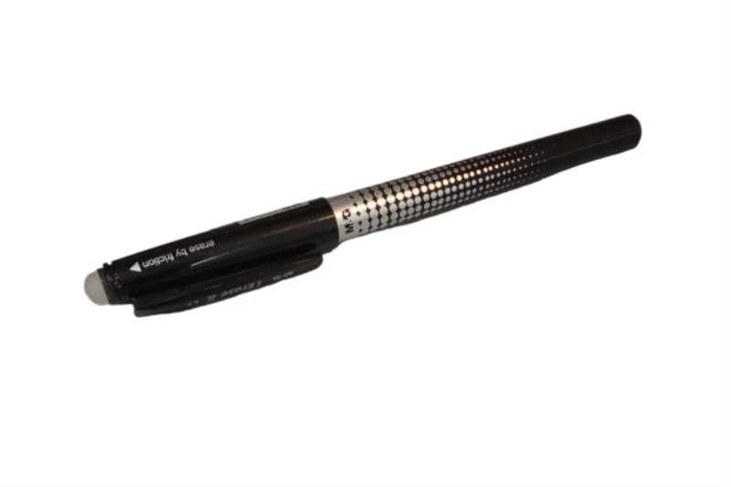 خودکار مشکی پاک‌کن‌دار M&G 61173 0.7mm