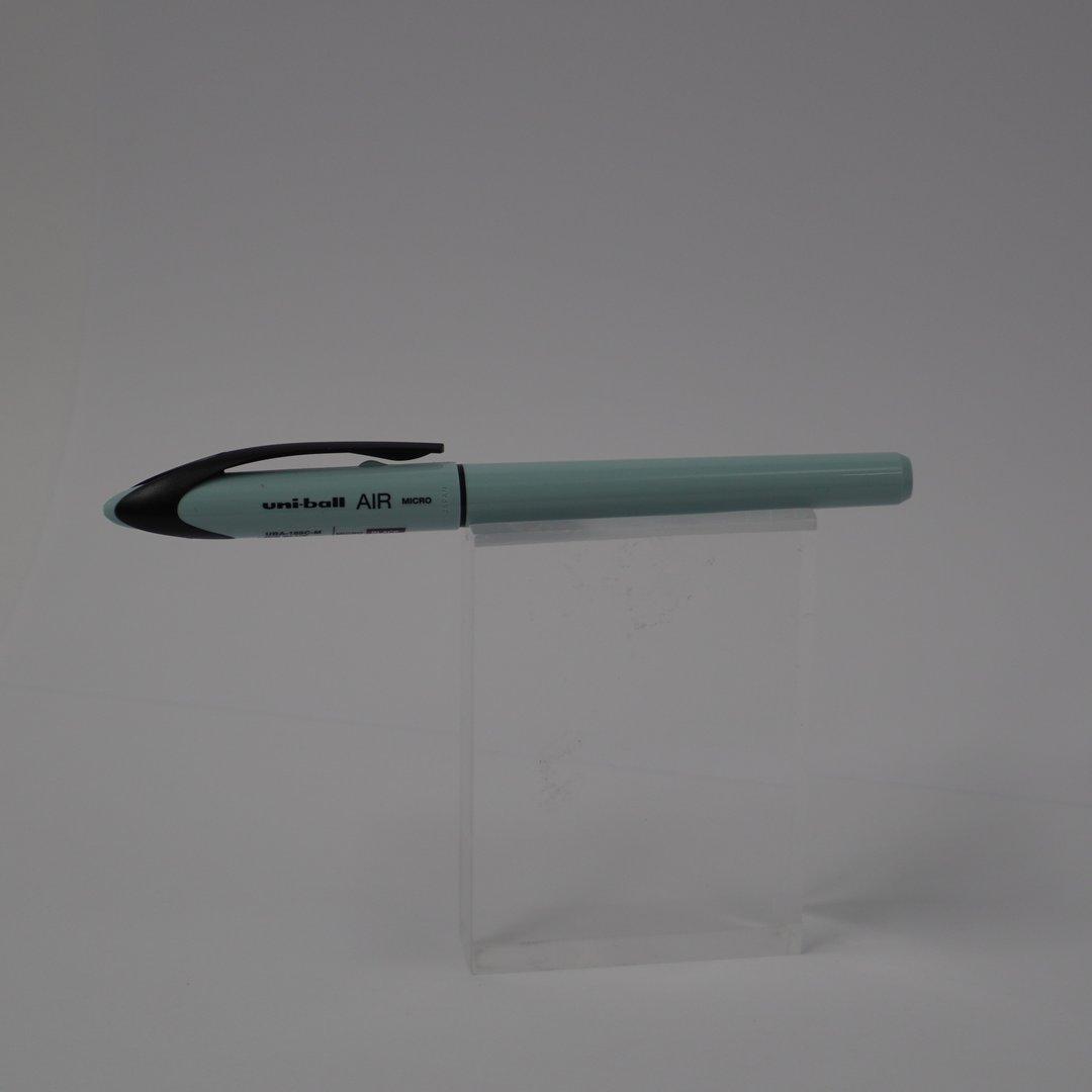 روان‌نویس مشکی بدنه آبی یخی Uniball UBA-188C-M  MICRO Air